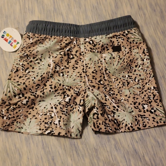 Dot Dot smile Boys Swim trunks - Picture 2 of 3